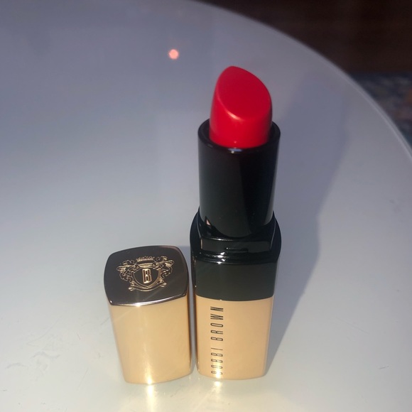 Bobbi Brown Other - Bobbi Brown “Imperial Red” 41 Luxe Lip Color